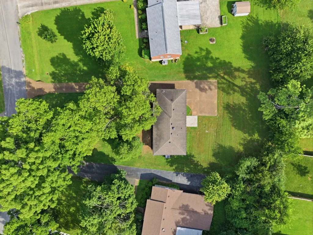 715 Newhall Drive Nashville TN 37206
