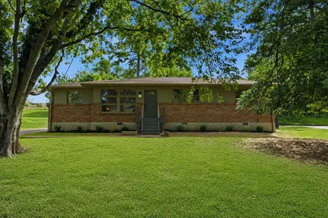 715 Newhall Drive Nashville TN 37206