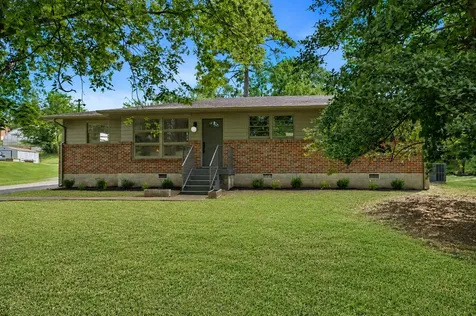 715 Newhall Drive Nashville TN 37206
