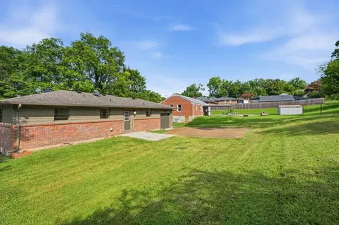715 Newhall Drive Nashville TN 37206