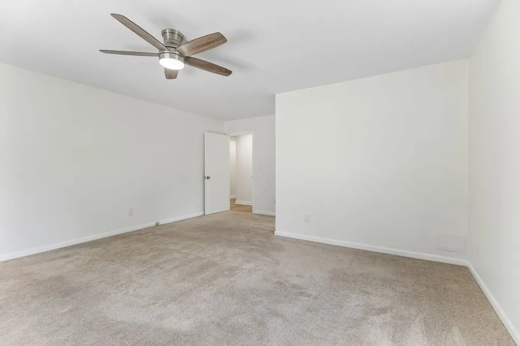 1001 Lakeside Drive Ashland City TN 37015
