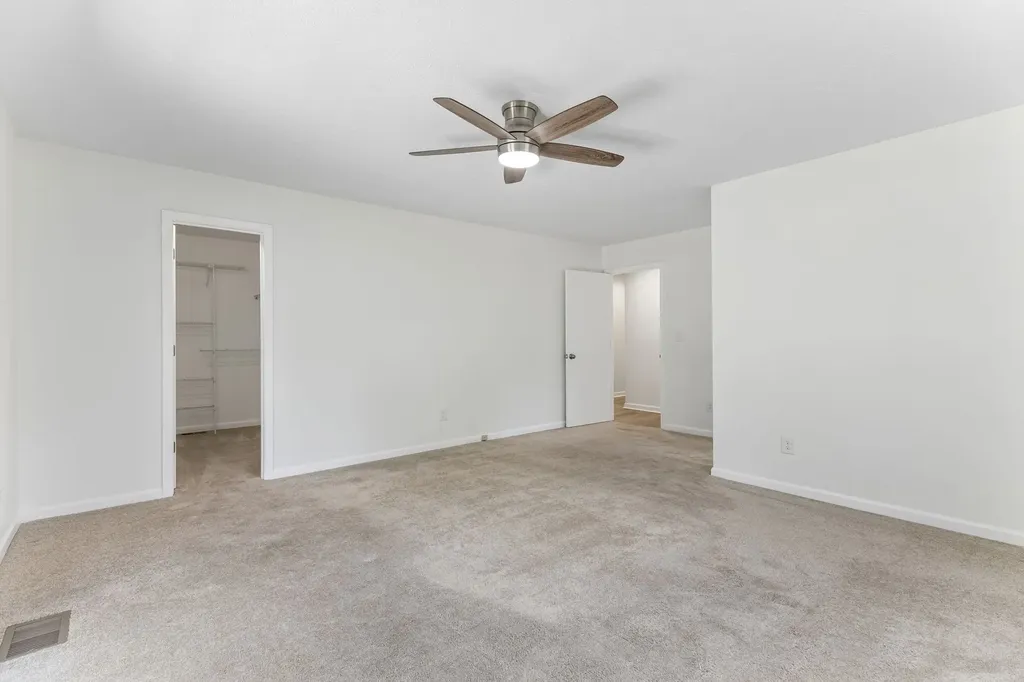 1001 Lakeside Drive Ashland City TN 37015