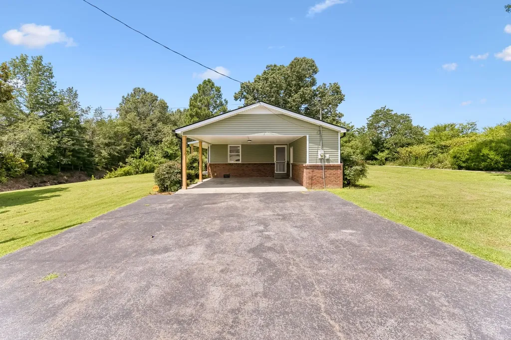 1001 Lakeside Drive Ashland City TN 37015