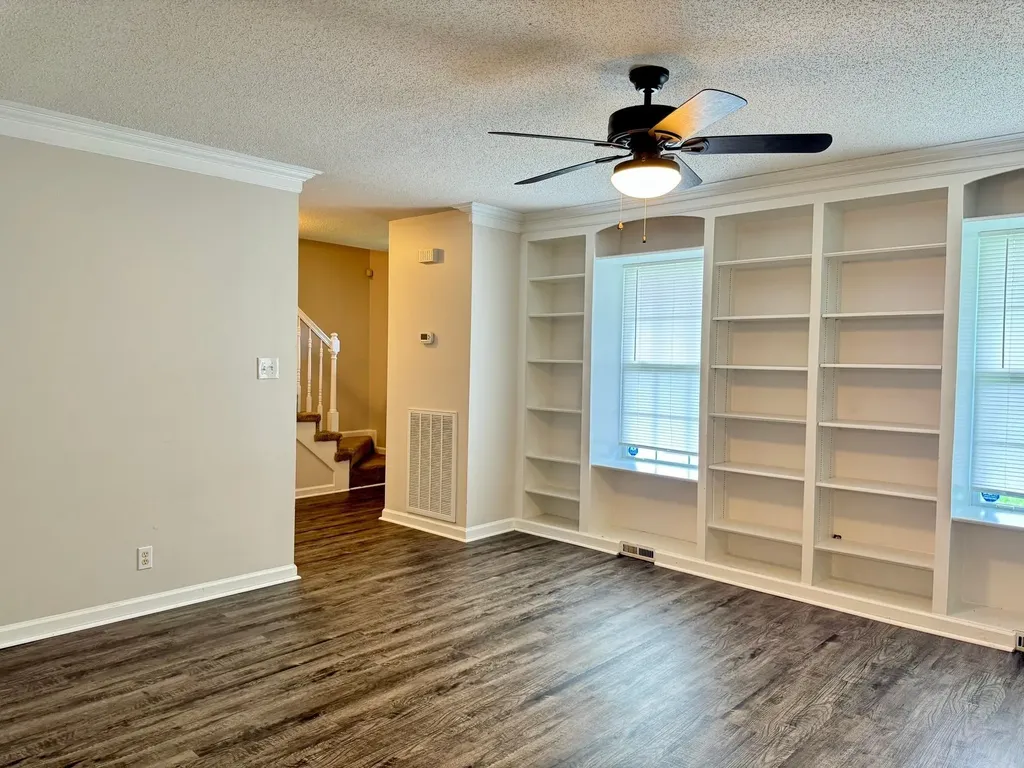 1349 Jenny Lane Clarksville TN 37042