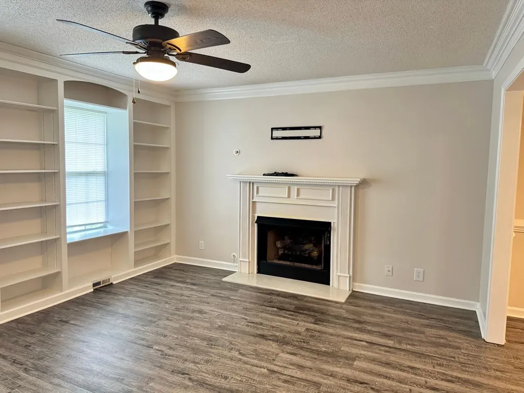 1349 Jenny Lane Clarksville TN 37042