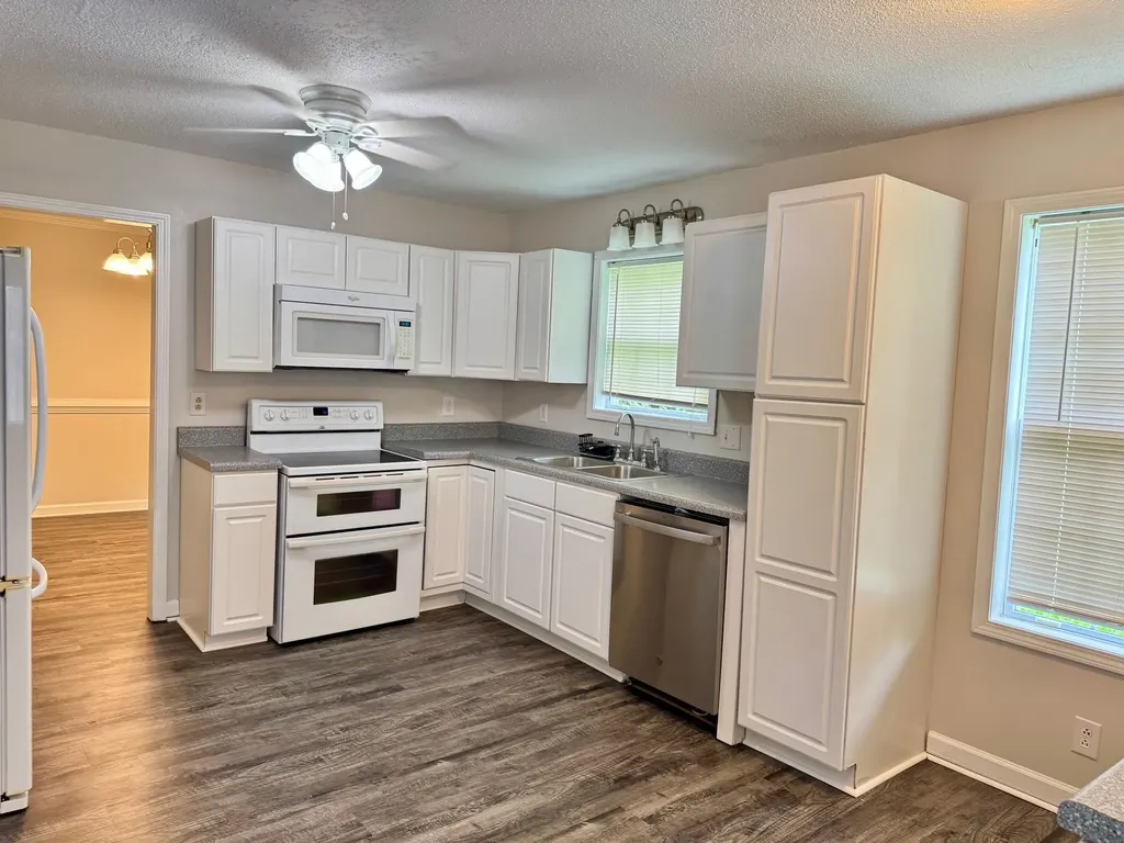 1349 Jenny Lane Clarksville TN 37042