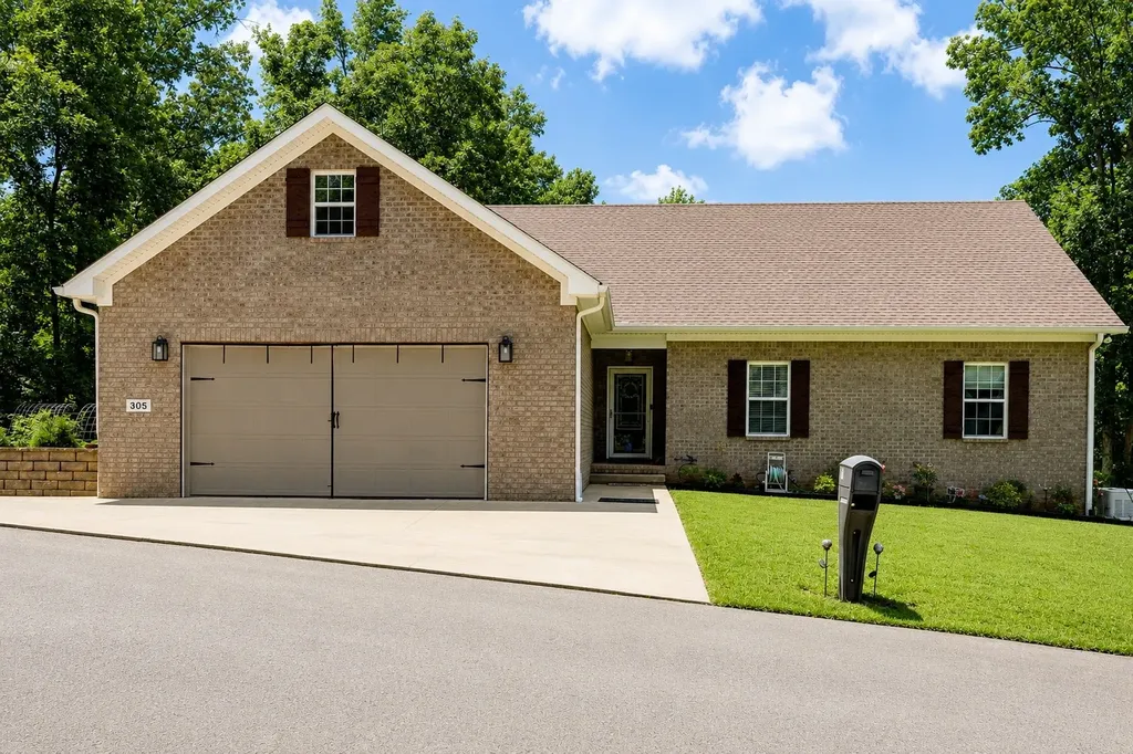 305 Doe Crossing Drive Smiths Grove KY 42171
