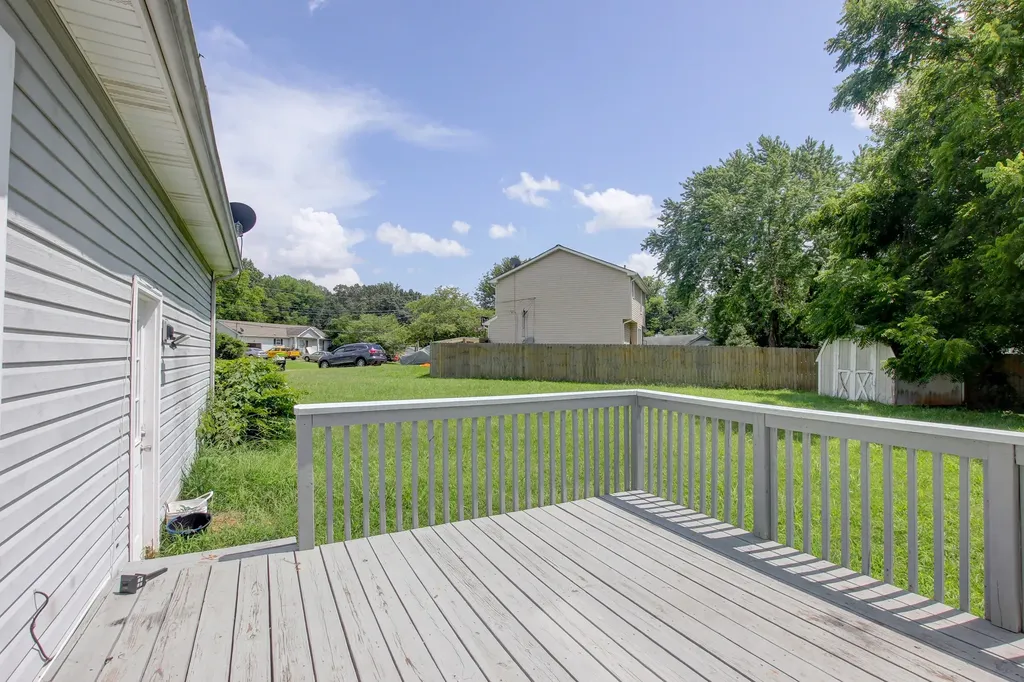 180 Kings Deer Drive Clarksville TN 37042