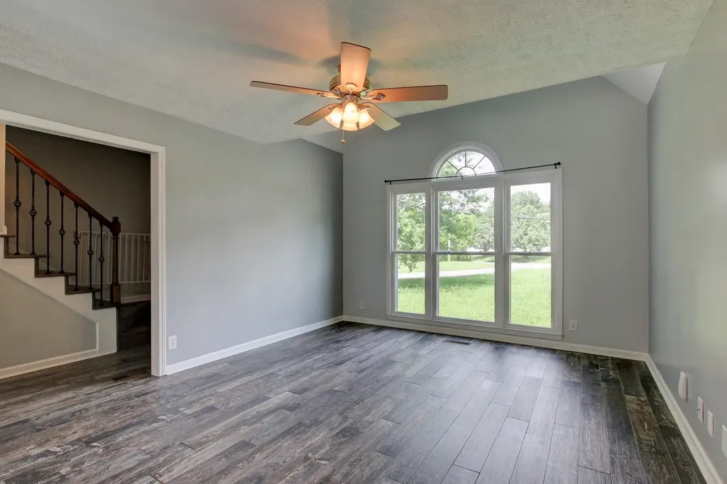 180 Kings Deer Drive Clarksville TN 37042