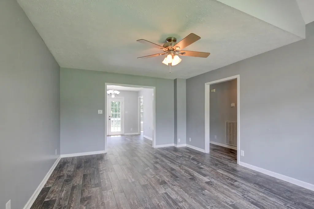 180 Kings Deer Drive Clarksville TN 37042