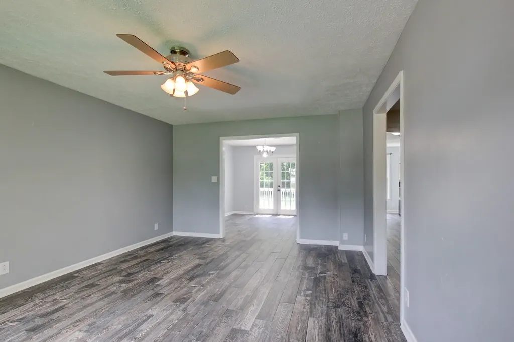 180 Kings Deer Drive Clarksville TN 37042
