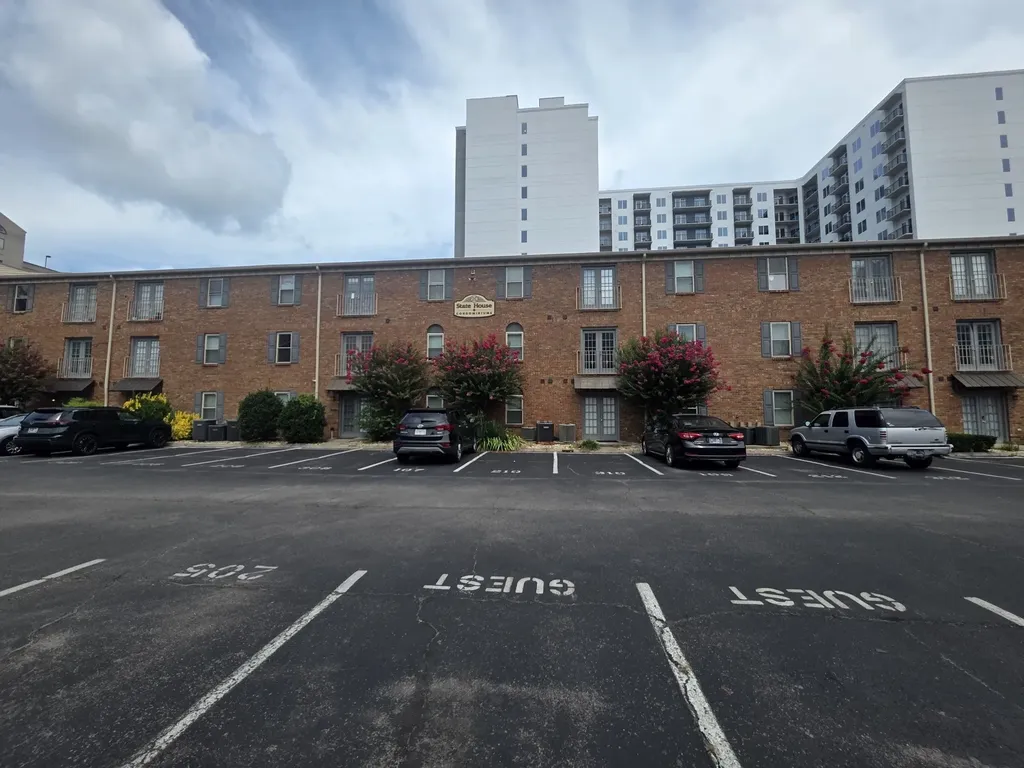 1808 State Street Nashville TN 37203