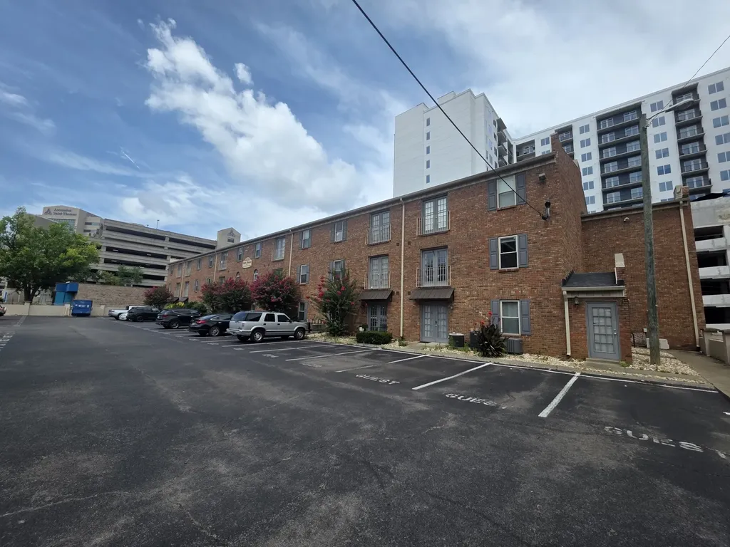 1808 State Street Nashville TN 37203