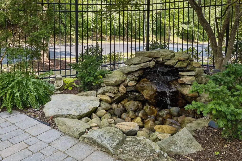 1201 Stoney Point Lane Franklin TN 37067