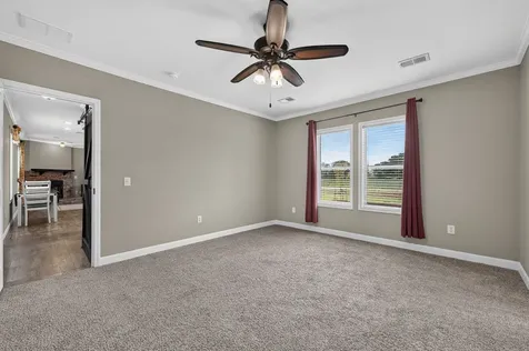 71 Henry Lane Decherd TN 37324