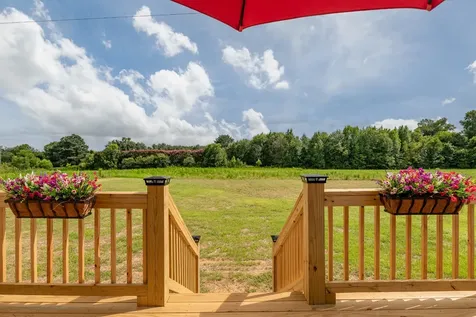 71 Henry Lane Decherd TN 37324