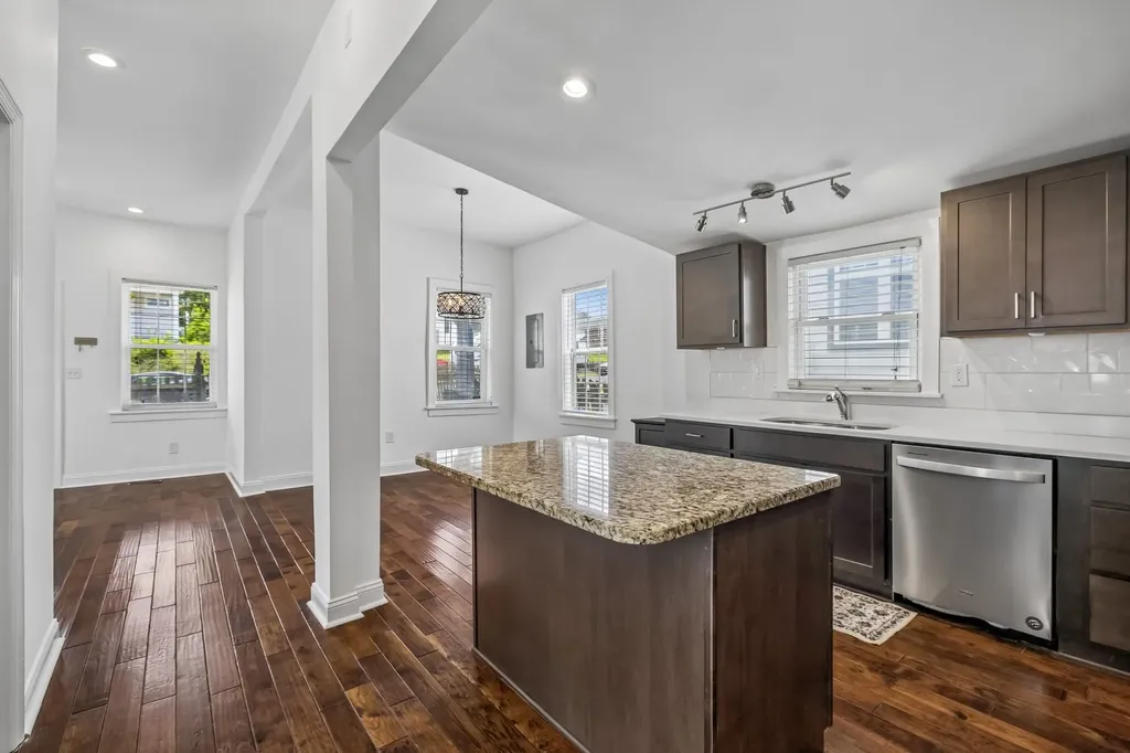 842 N 2nd Street Nashville TN 37207