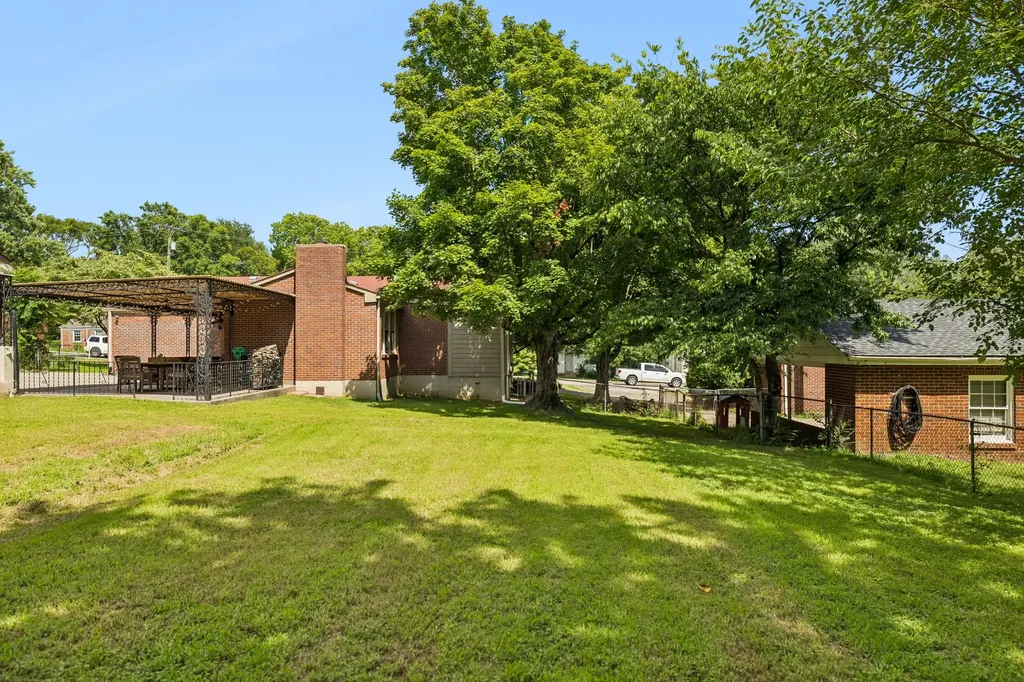 3115 Southlake Drive Nashville TN 37211