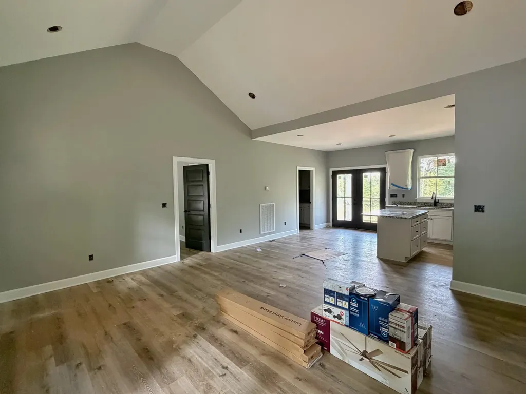 888 Pack Road White Bluff TN 37187