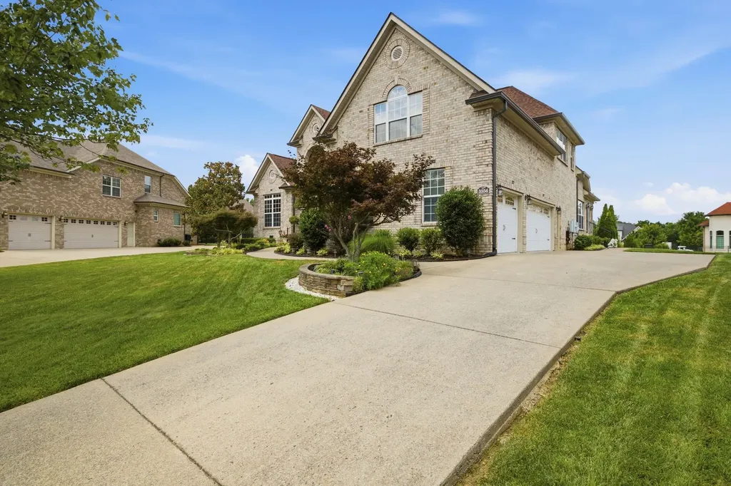 3356 Clovercroft Drive Murfreesboro TN 37130