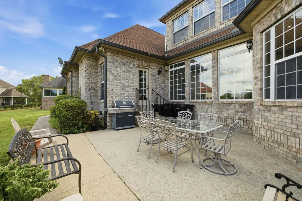 3356 Clovercroft Drive Murfreesboro TN 37130