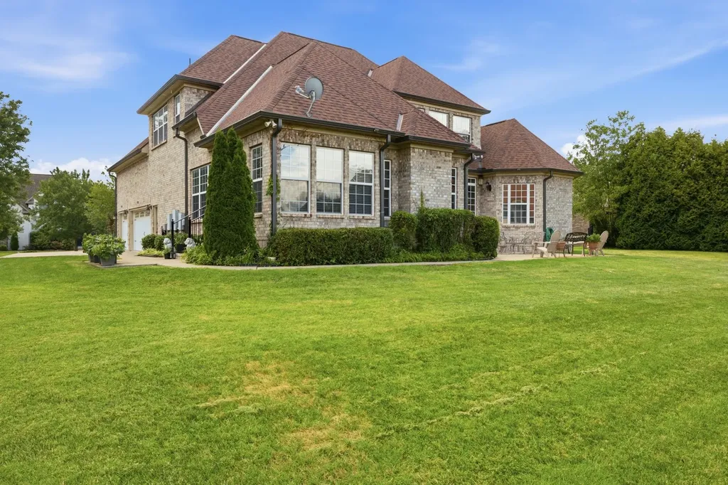 3356 Clovercroft Drive Murfreesboro TN 37130