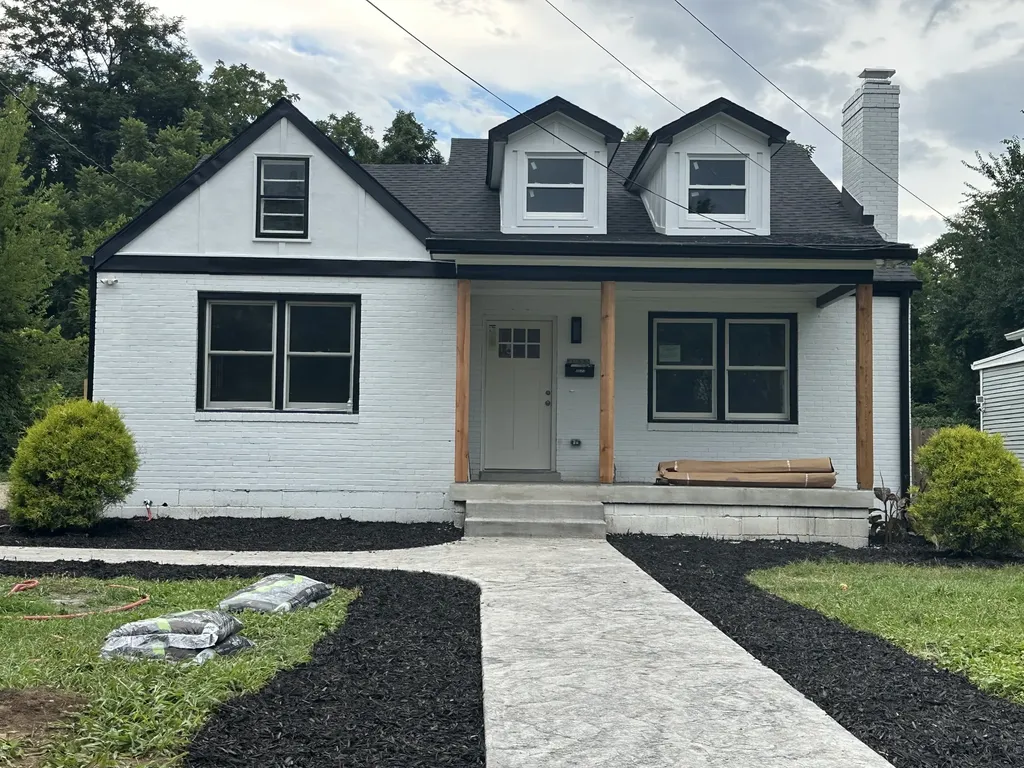 2033 Greenwood Avenue Nashville TN 37206