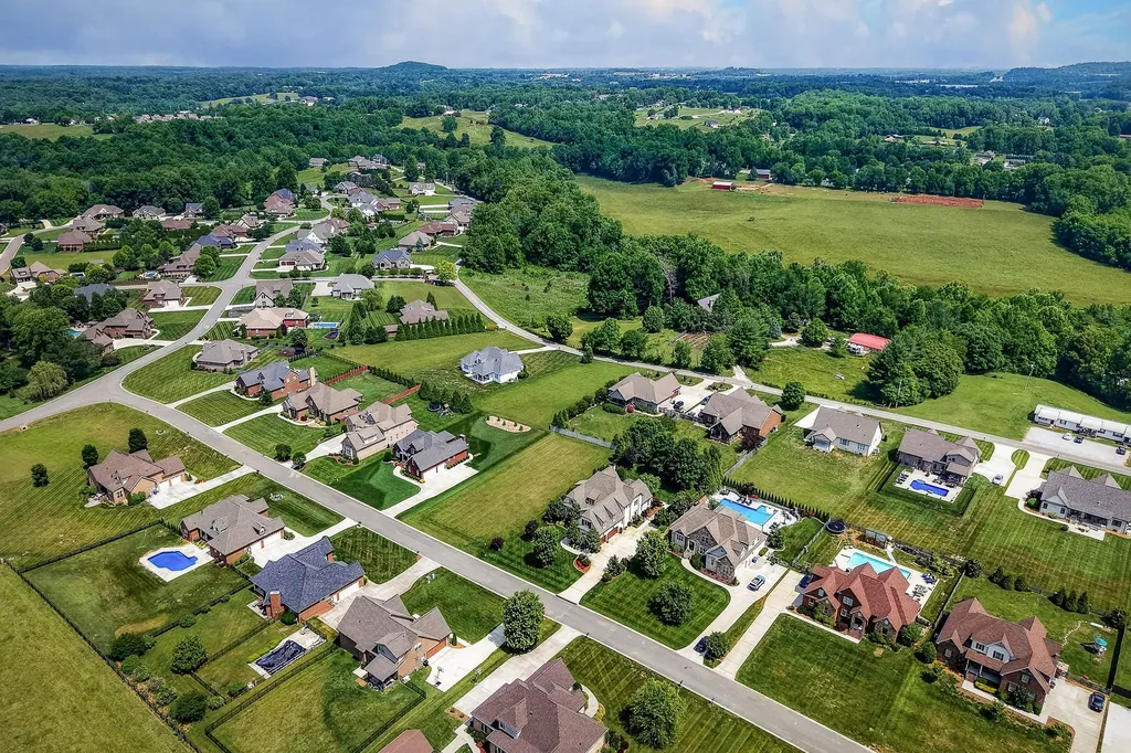 1758 Pearl Avenue Cookeville TN 38506