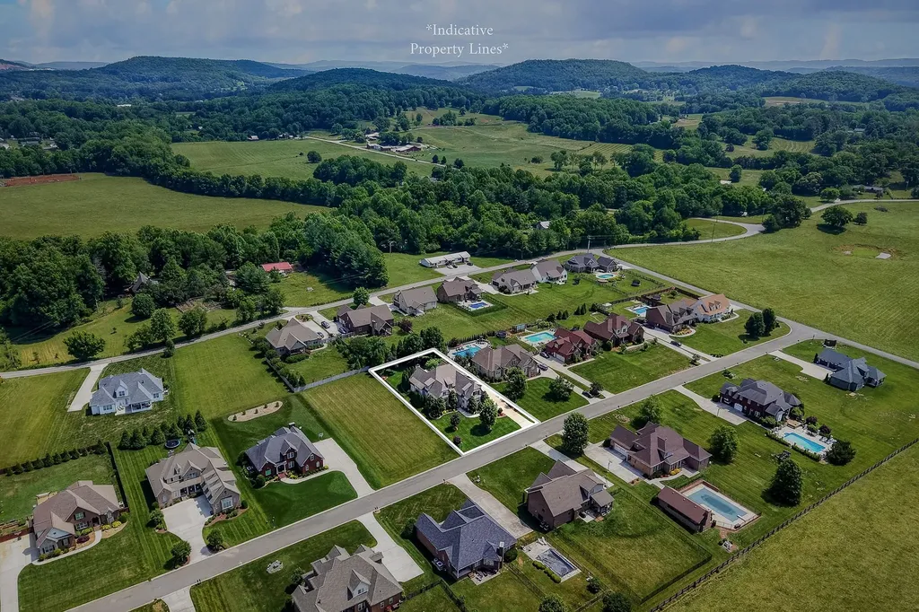 1758 Pearl Avenue Cookeville TN 38506