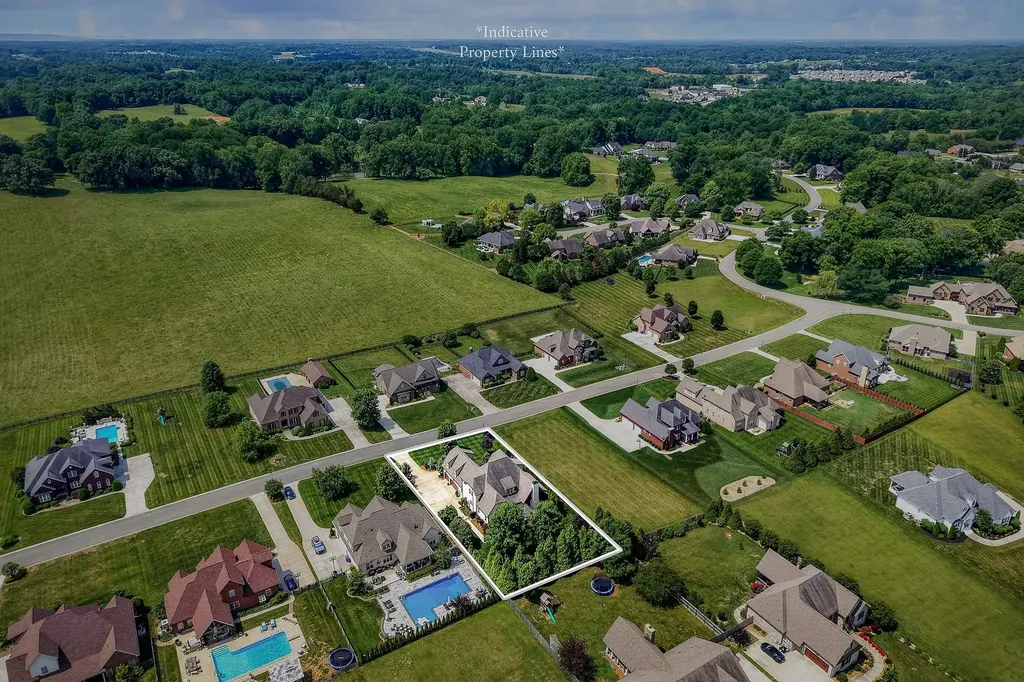 1758 Pearl Avenue Cookeville TN 38506