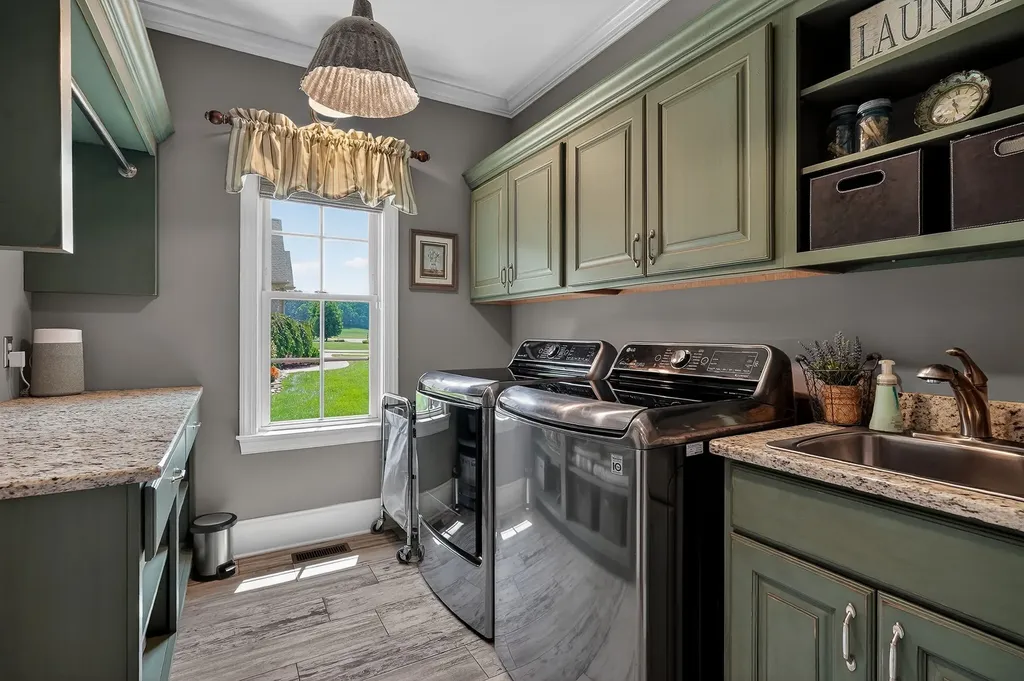 1758 Pearl Avenue Cookeville TN 38506