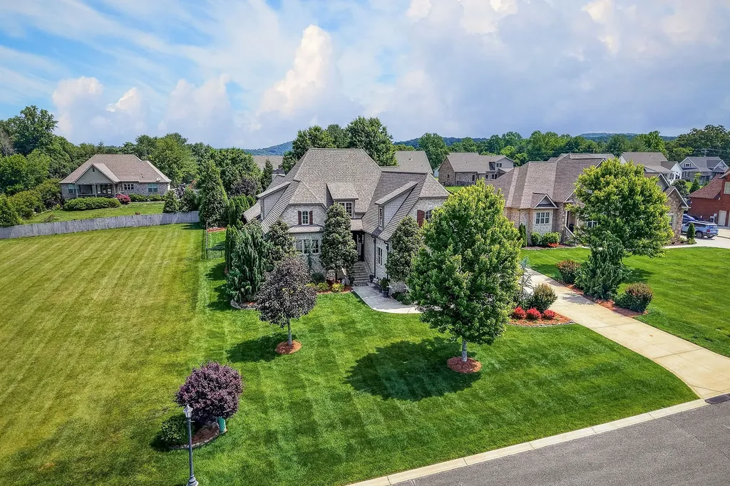 1758 Pearl Avenue Cookeville TN 38506