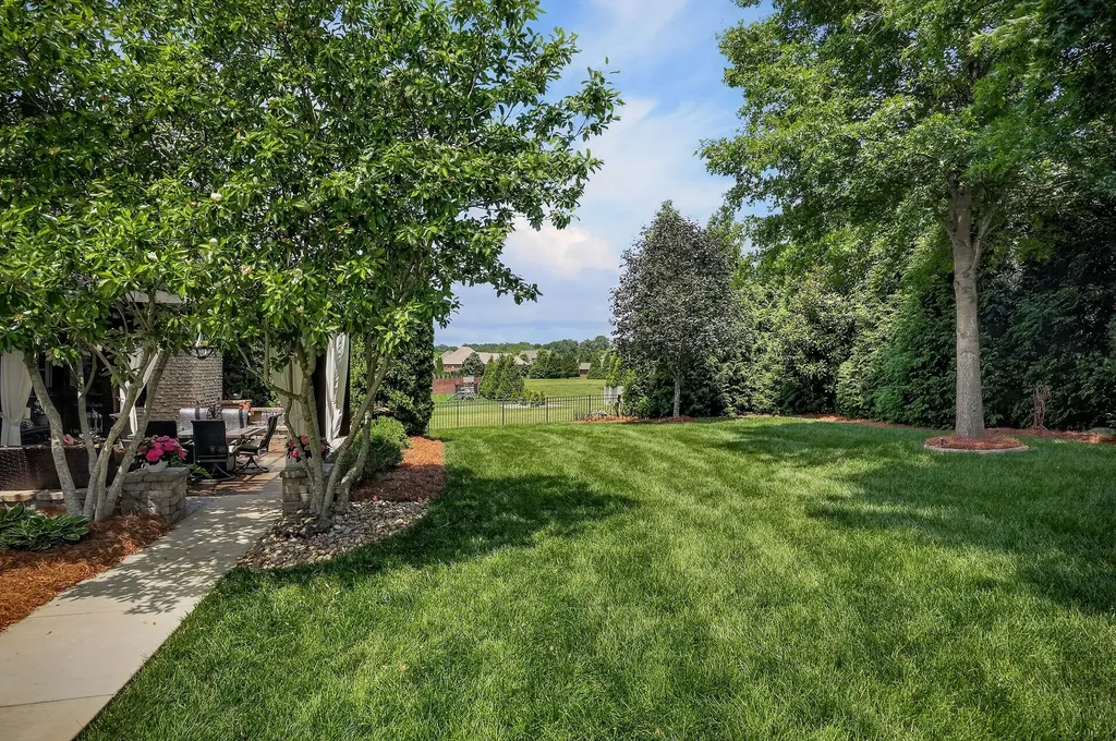 1758 Pearl Avenue Cookeville TN 38506