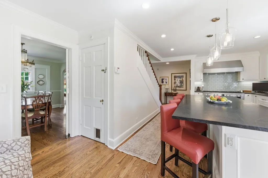 200 Brookfield Avenue Nashville TN 37205