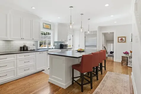 200 Brookfield Avenue Nashville TN 37205