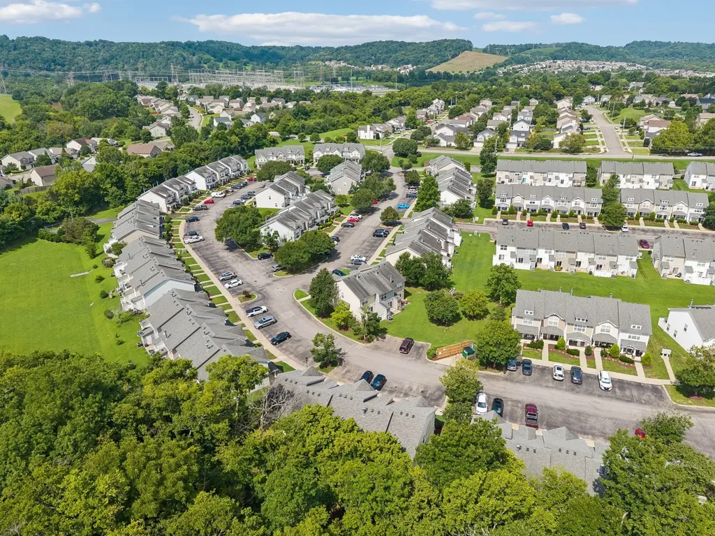 3093 Harpeth Springs Drive Nashville TN 37221