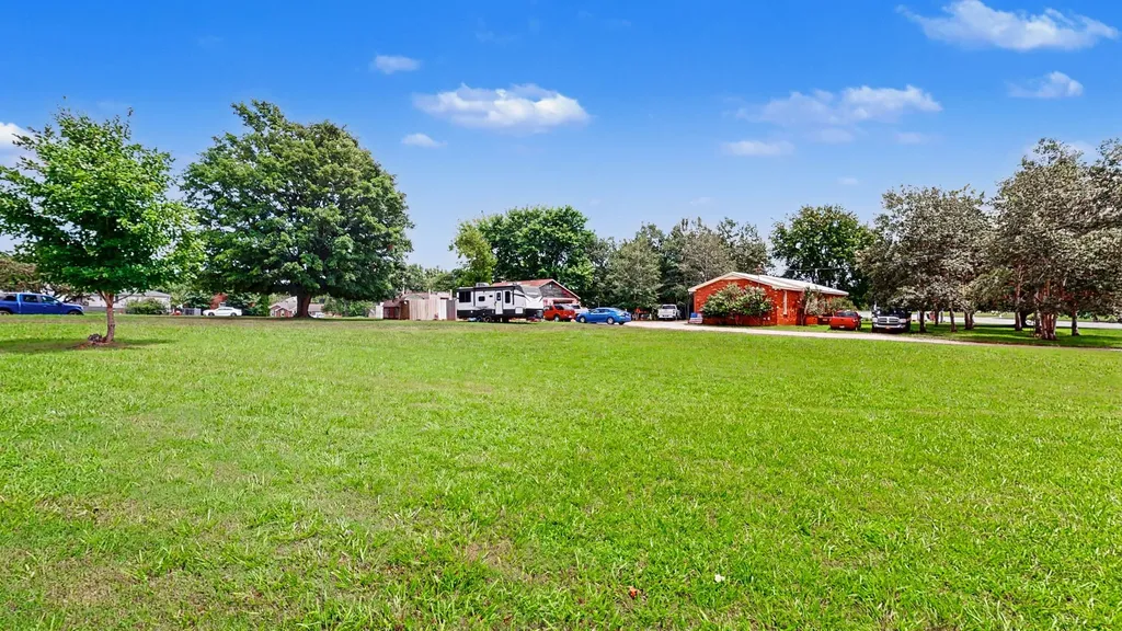 801 Tiny Town Road Clarksville TN 37042