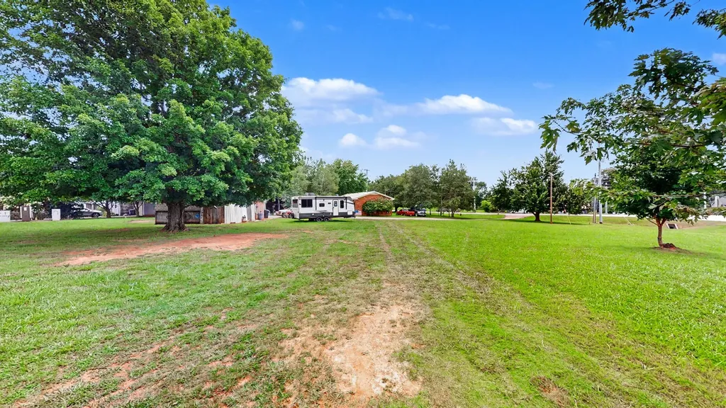 801 Tiny Town Road Clarksville TN 37042