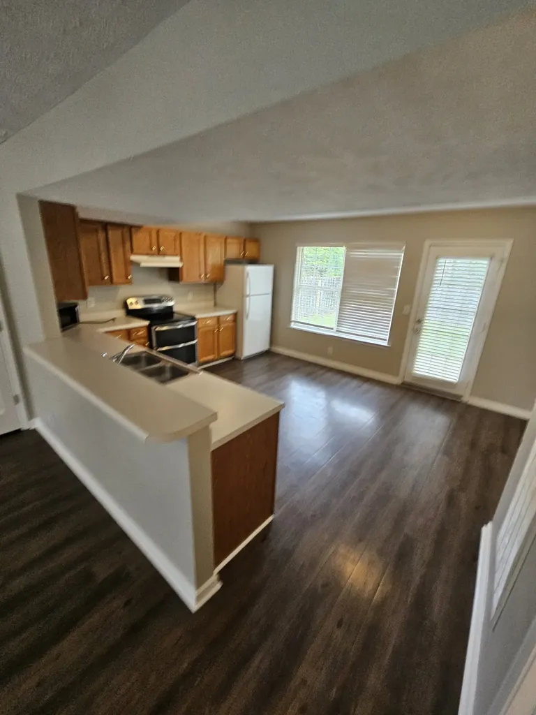 2015 Bradyville Pike Murfreesboro TN 37130