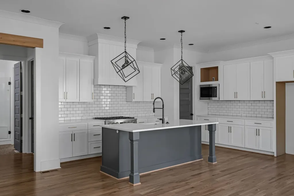 2929B Vaulx Lane Nashville TN 37204