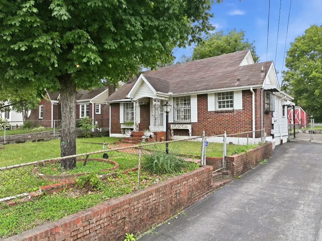 2925 Glenmeade Drive Nashville TN 37216