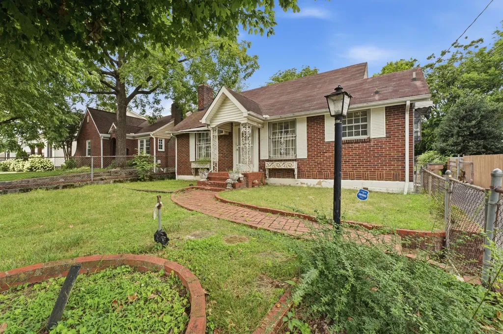 2925 Glenmeade Drive Nashville TN 37216