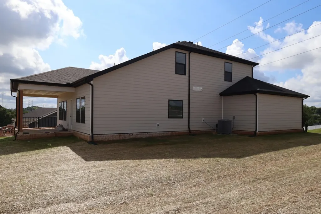 3203 Gravity Drive Columbia TN 38401