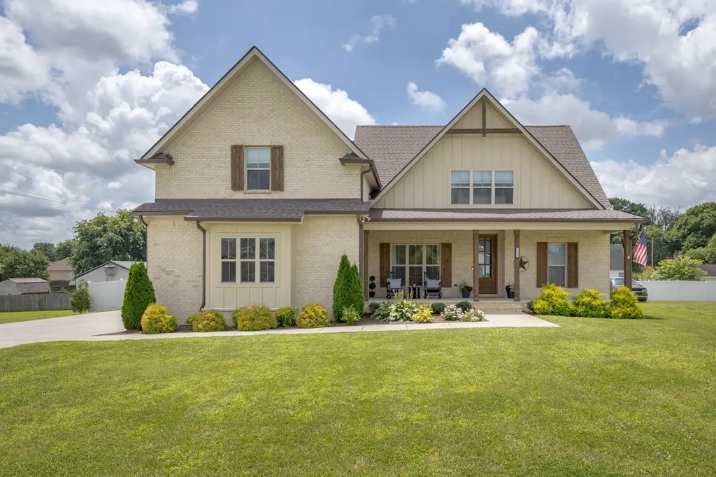 1002 Pheasant Run Court Spring Hill TN 37174