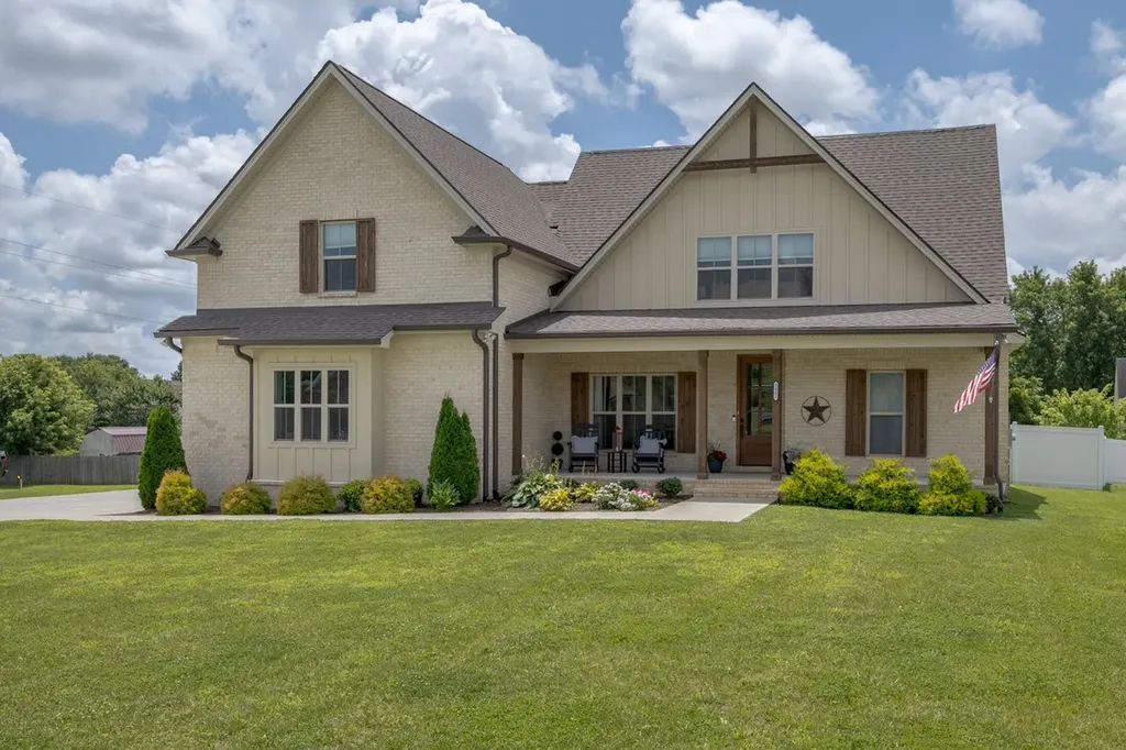 1002 Pheasant Run Court Spring Hill TN 37174
