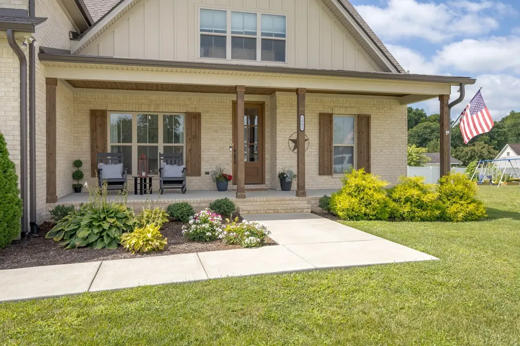 1002 Pheasant Run Court Spring Hill TN 37174