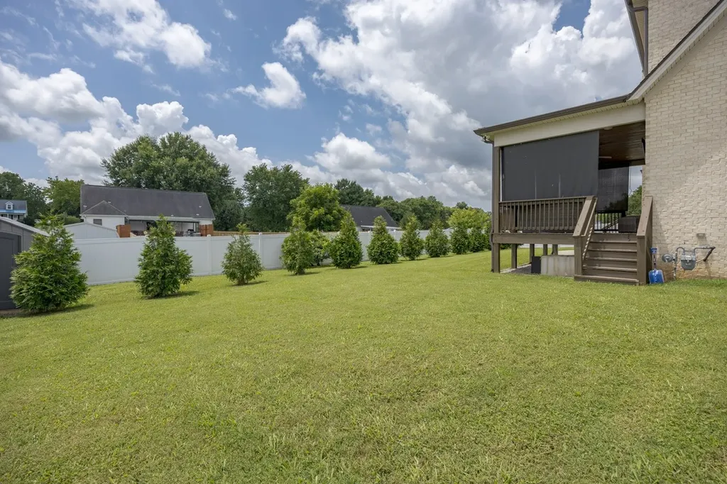 1002 Pheasant Run Court Spring Hill TN 37174