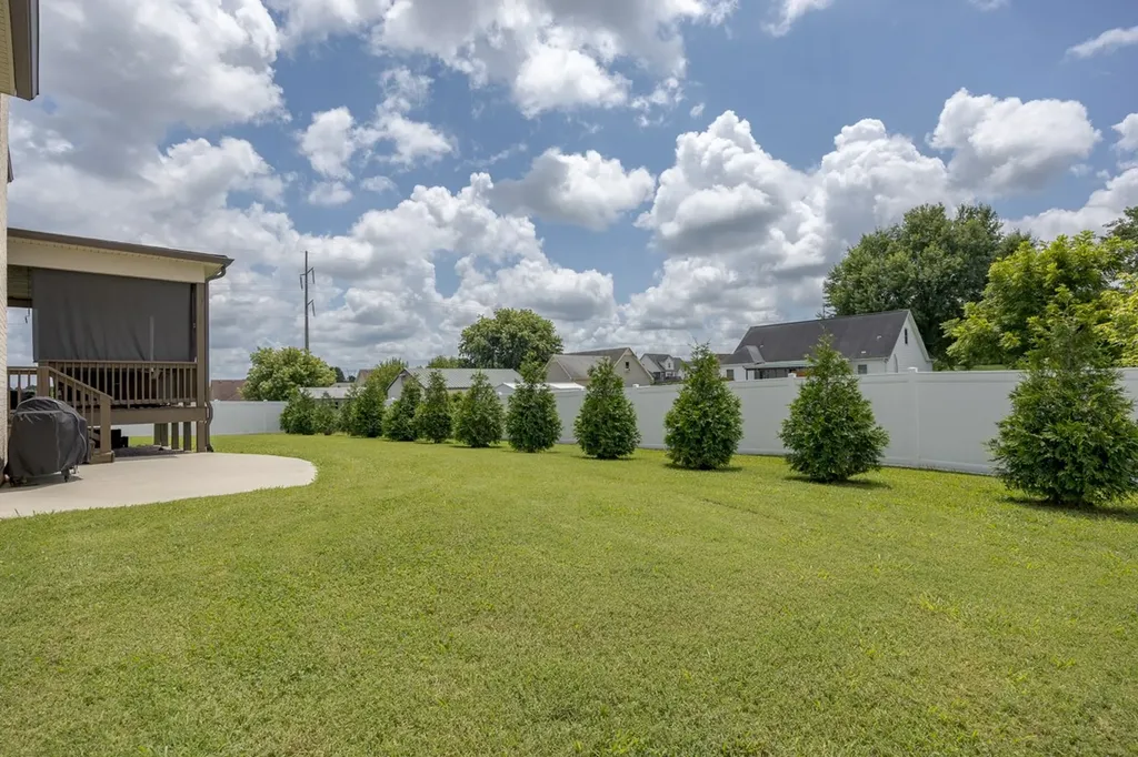1002 Pheasant Run Court Spring Hill TN 37174