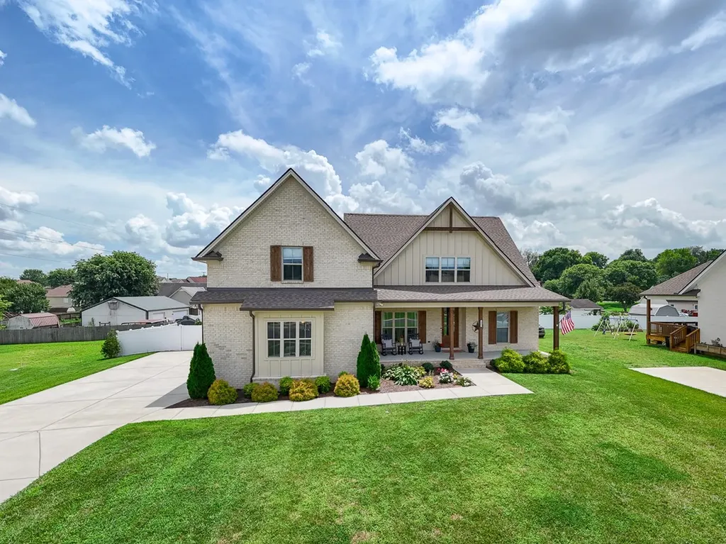 1002 Pheasant Run Court Spring Hill TN 37174