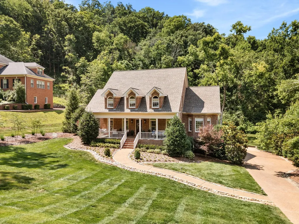 6104 Wendover Glen Brentwood TN 37027